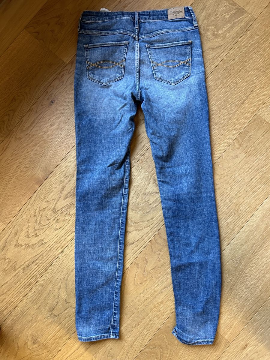 Abercrombie Jeans: Abercrombie Skinny Jeans Gr. 26 – Usato da Goldswil venduto da Juli20 1