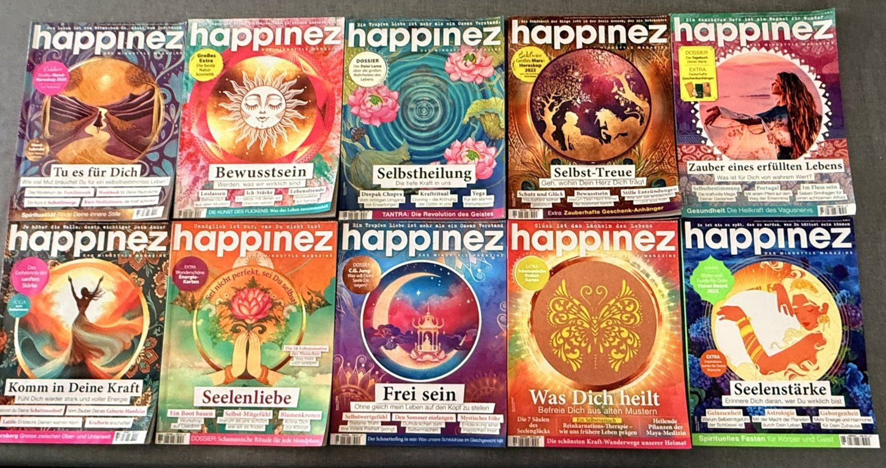 Riviste & Magazine: 10 x Happinez Journale 22 - 25 – Usato da Lommis venduto da manmarmi
