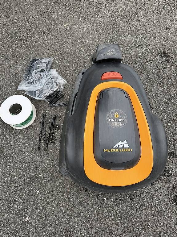 Tagliaerba: Robot Tondeuse McCulloch Mähroboter ROB S600 – Usato da Collombey venduto da Le69ro 4
