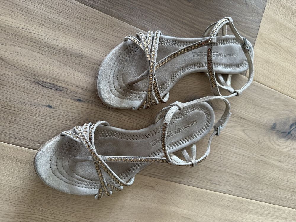 Kennel & Schmenger Kito White Flat Sandal  31-96650-223