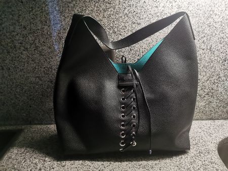 Tasche Guess