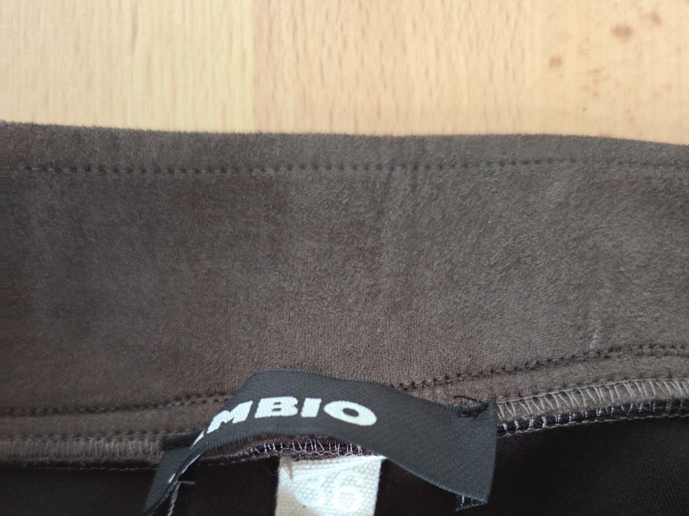 Cambio Pantaloni: Cambio Velours Stretch Hose - Dunkelbraun 36 – Usato da Zug venduto da Bibibo 1