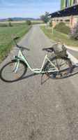 Türkisfarbenes Fahrrad - Simply