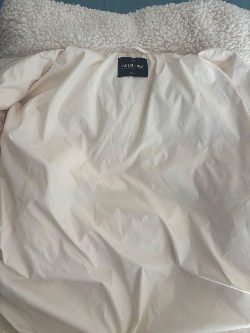 Giacche: Sehr schöne Daunenjacke off-white S – Usato da Zürich venduto da McQeen 6