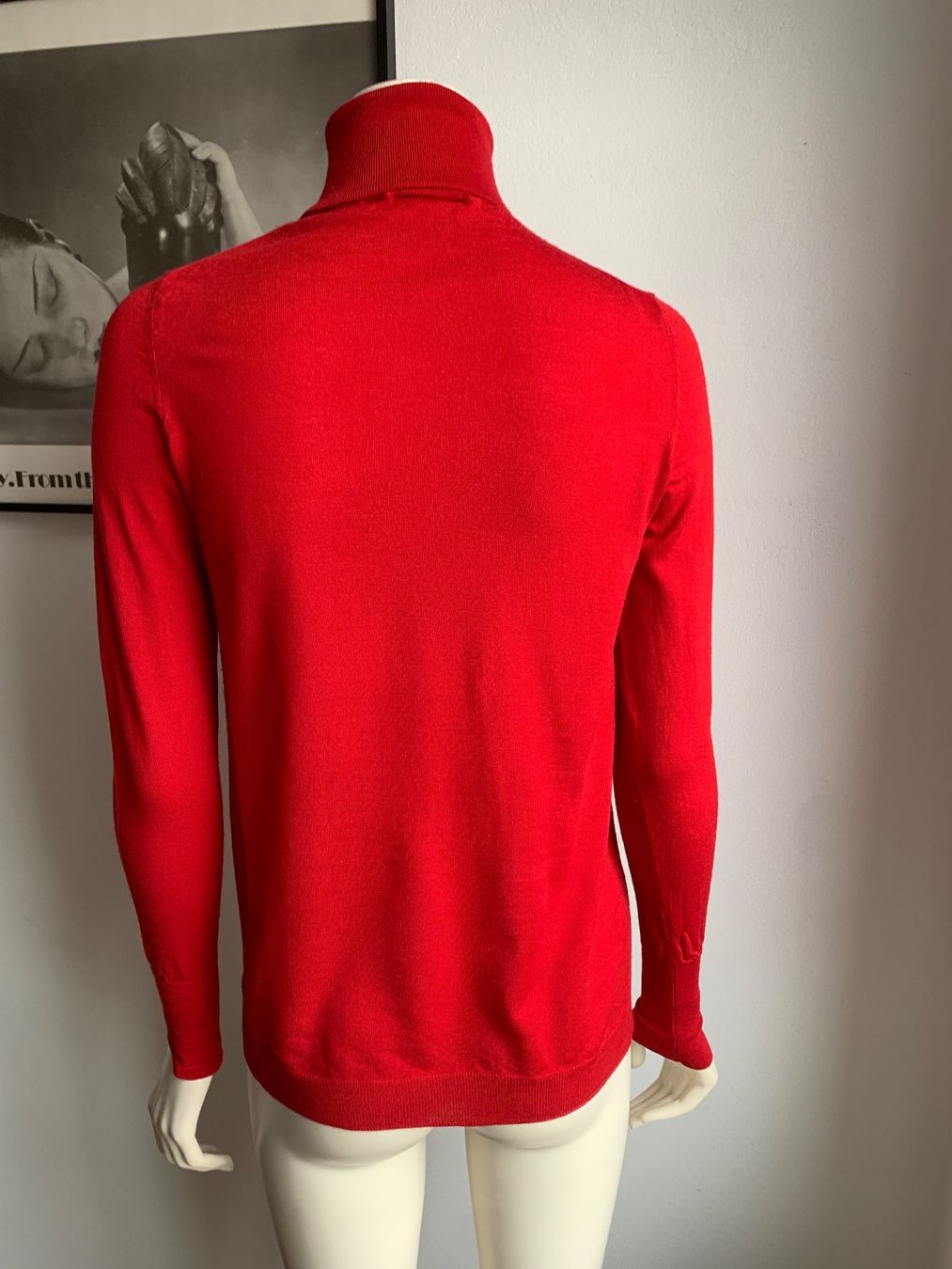 Akris Maglioni & Felpe: AKRIS: Roter Rollkragen-Pullover mit Designerdetails, 36 – Nuovo (secondo la descrizione) da Luzern venduto da designluzern 3