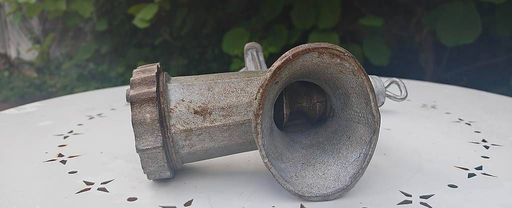 Elettrodomestici da cucina: Fleischwolf  Vintage Handkurbel, funktionsfähig – Usato da Killwangen venduto da Swissaloha 1