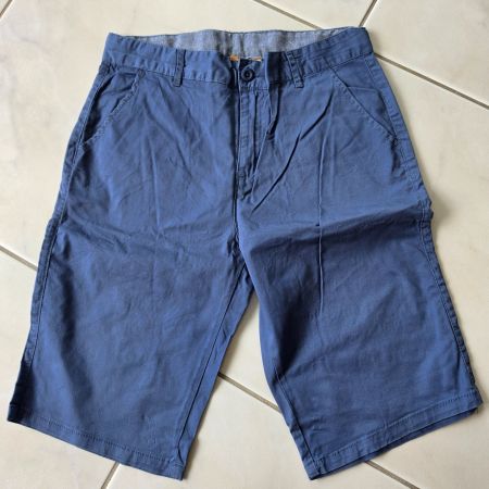 Tolle kurze Sommerhosen Gr. 158-164 für coole Jungs