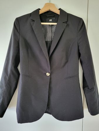 Schwarzer H&M Blazer, Grösse 36 - Zeitloser Klassiker!