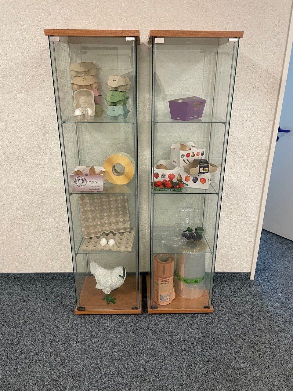 Vitrinen: Vitrinen – Gebraucht aus Eglisau von Reto050970