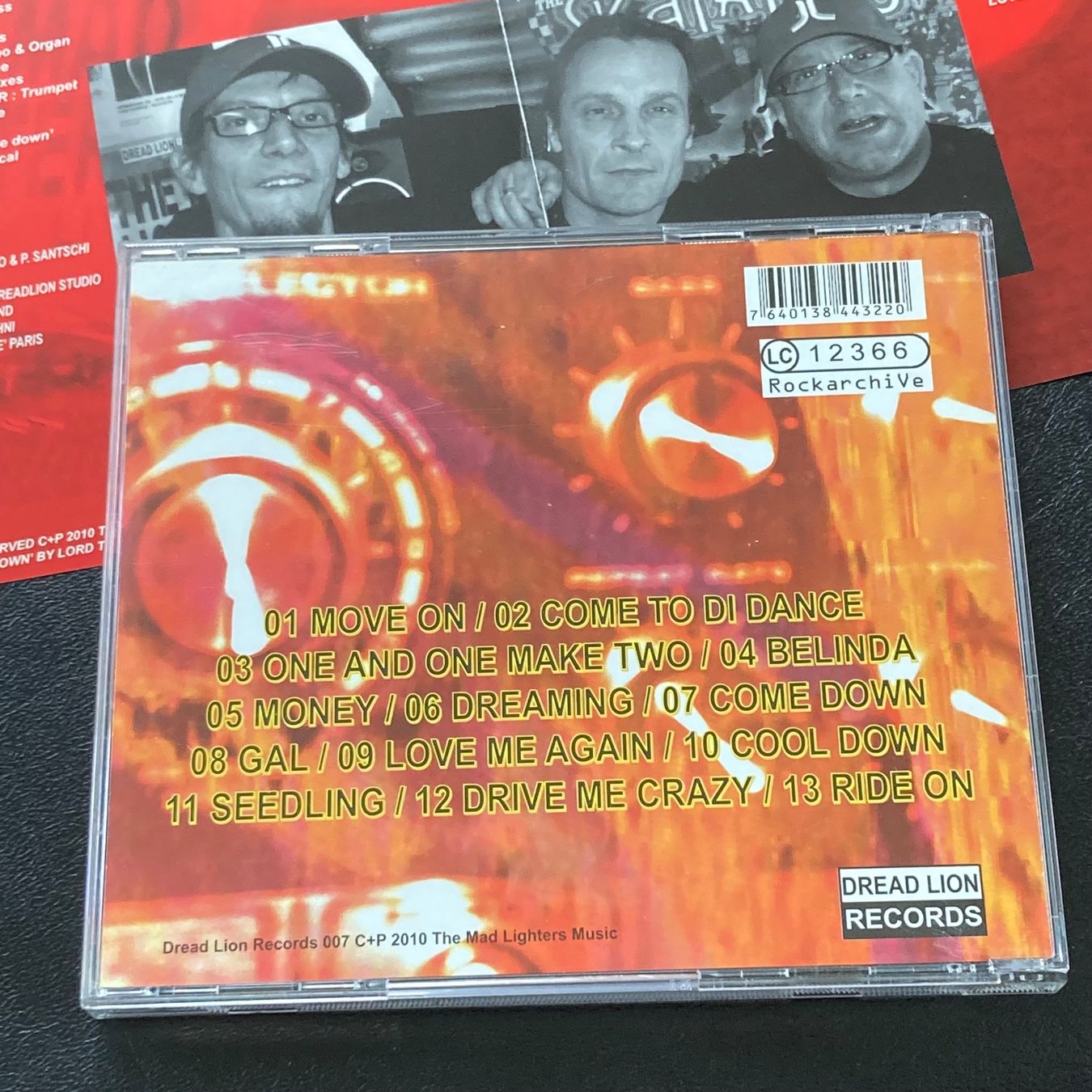 CD: The Mad Lighters - Move On – Usato da Bern venduto da Ntsamina 1