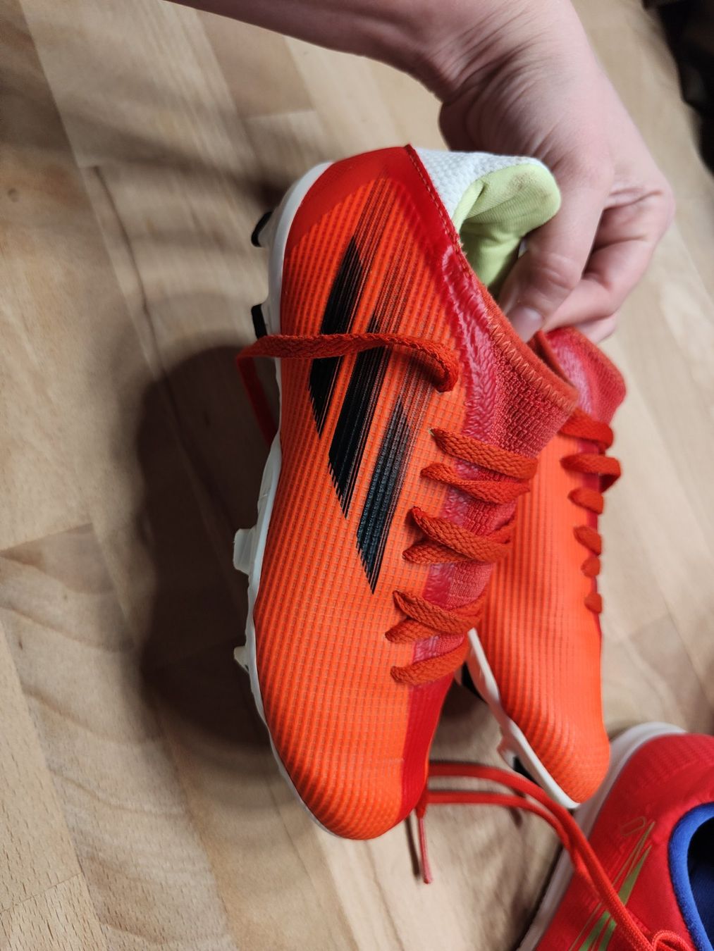 Nike Scarpe per ragazzi: Fußball schuhe in gr. 33 – Usato da Arbon venduto da karolina_frank 1