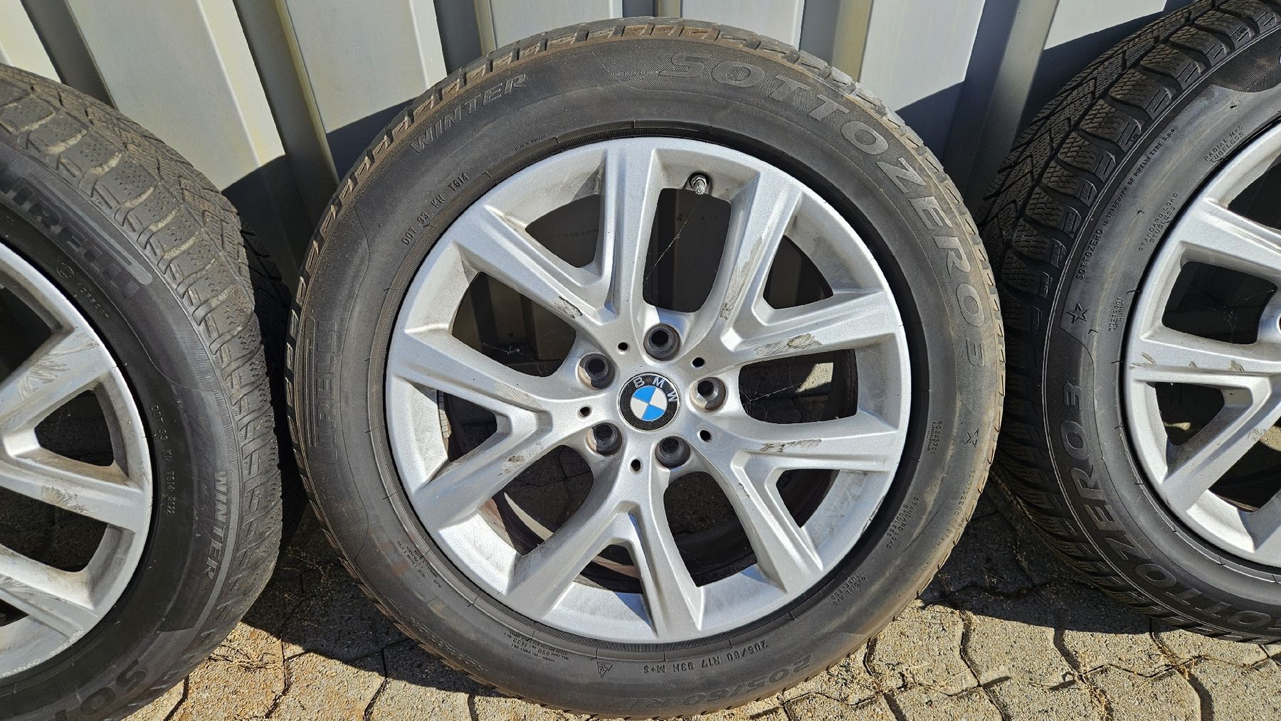 Pneus & Roues: BMW X1 Winterräder – D'occasion à Rafz par Rgoldwing 2