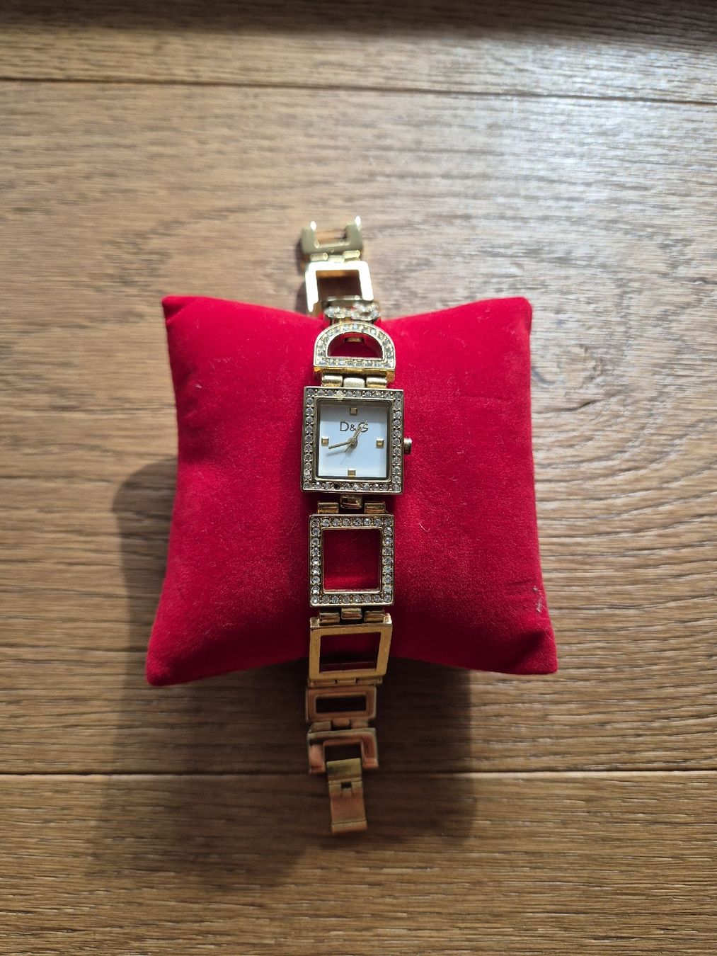 Orologi: Armbanduhr D&G – Usato da Kollbrunn venduto da guernsey11 1