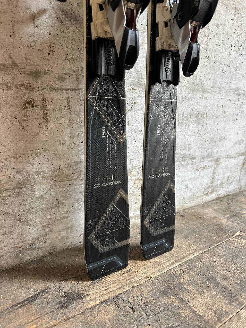 Völkl Sci: Völkl Flair SC Carbon Ski 150CM – Usato da Emmenbrücke venduto da karkarkar 3