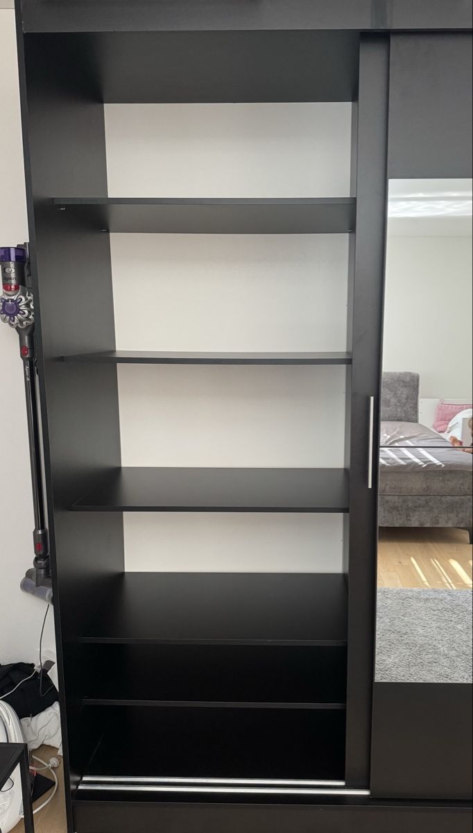 Armoires: Kleiderschrank – D'occasion à Romanshorn par muh_9rhg 5