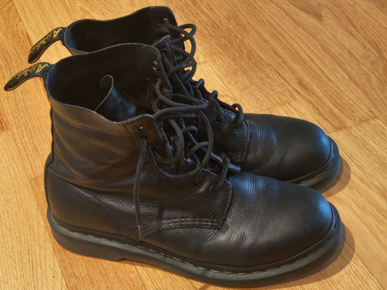 Dr. Martens Herrenschuhe: Dr. Martens 1460 Pascal Virginia – Gebraucht aus Schönenwerd von leo_w99f 2