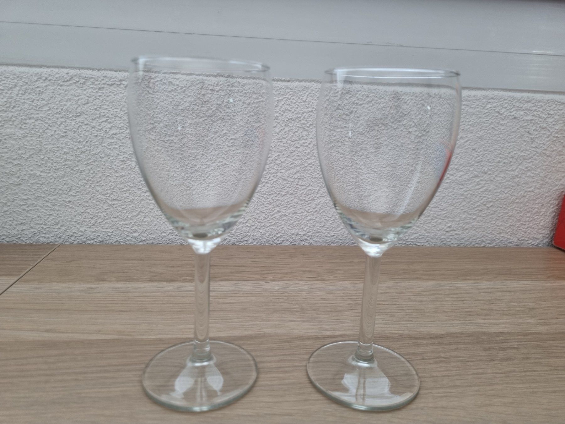 Verres: Weissweingläser – D'occasion à Dintikon par kat_fk6h
