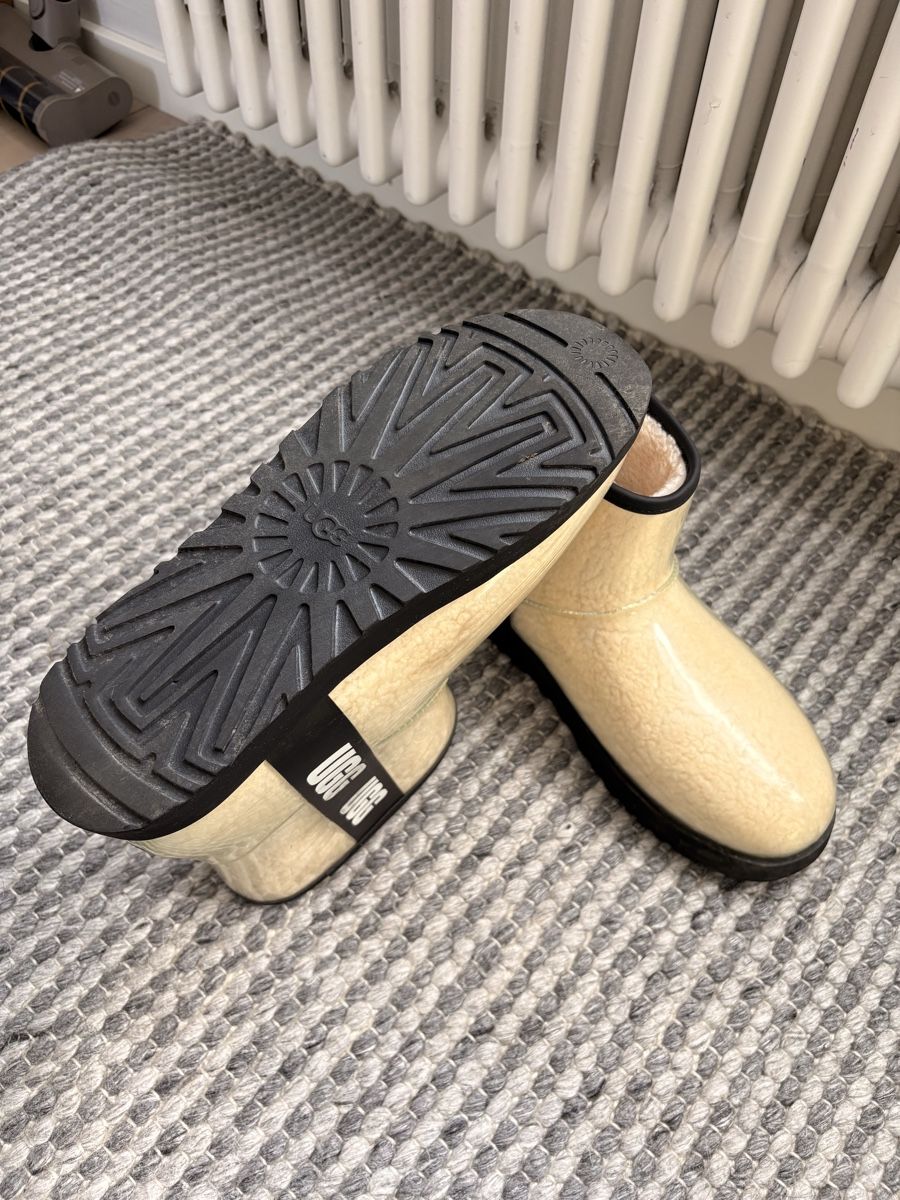 Ugg Scarpe da uomo: UGG Boots Clear (wasserfest) Gr. 42 – Usato da Saland venduto da FabiolaN 1
