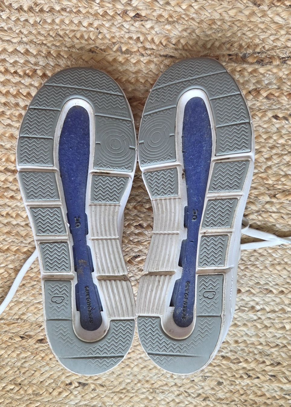 On Scarpe da donna: ON-Schuhe " The Roger" (Grösse 40.5) – Usato da Zürich venduto da wile_coyote 4