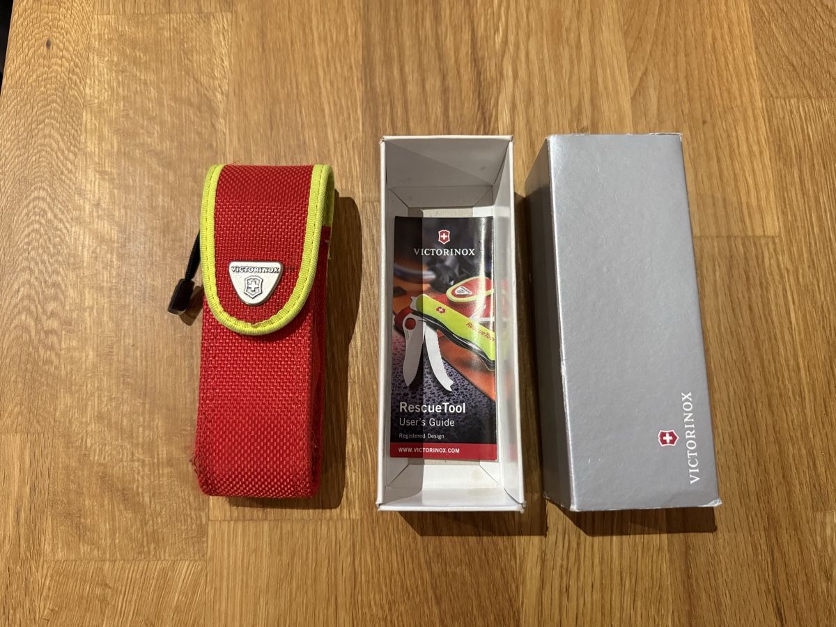 Victorinox Coltelli tascabile: Victorinox Rescue Tool  – Nuovo (secondo la descrizione) da Reisiswil venduto da uleibundgut