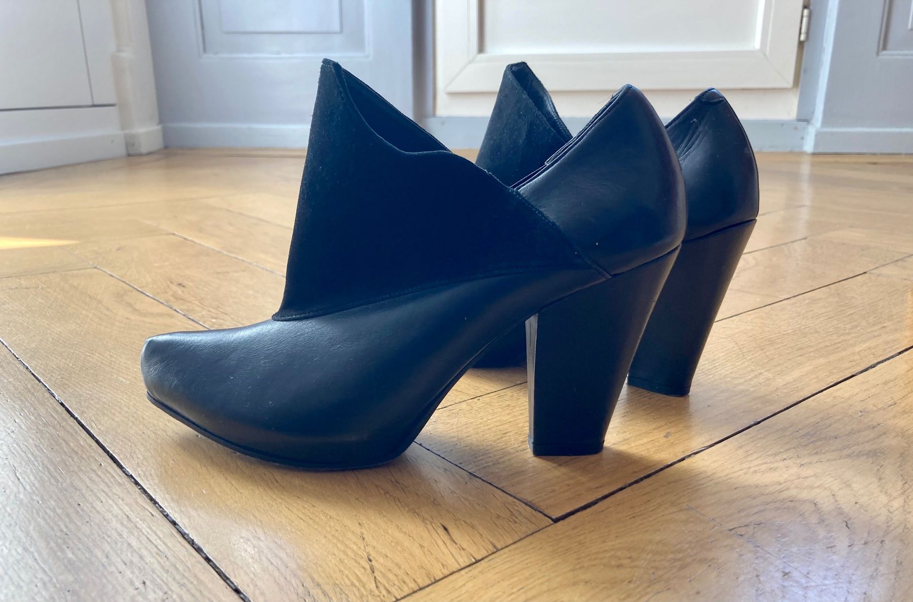 Scarpe da donna: Surface to Air Pumps schwarz, Gr. 39 – Usato da Bern venduto da Pepper21