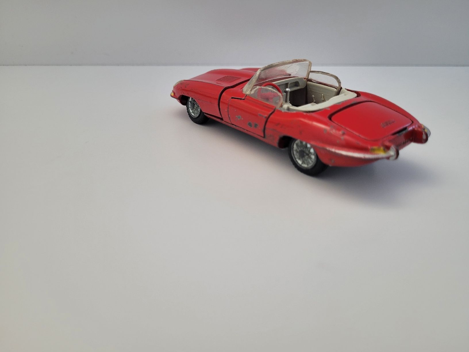 Tekno Modellini d'auto: JAGUAR E-TYPE (TEKNO) 1/43 – Usato da Zumikon venduto da tho_9zm8 2