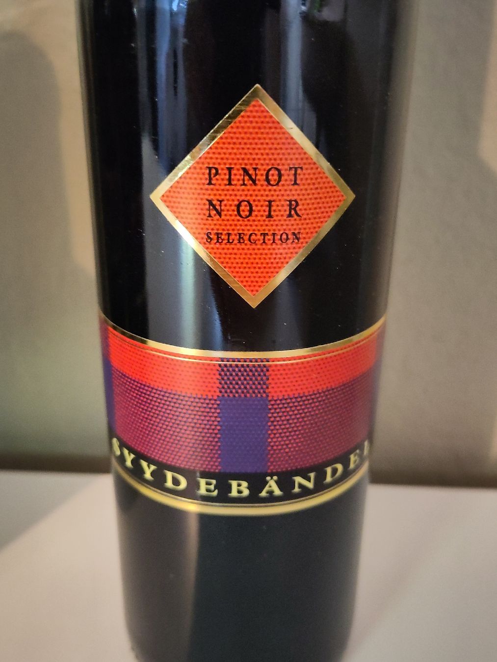 Vins: 10 FL. Syydebändel Pinot Noir Selection 2014 – Neuf (Voir description) à Basel par Morgenmuffel 2