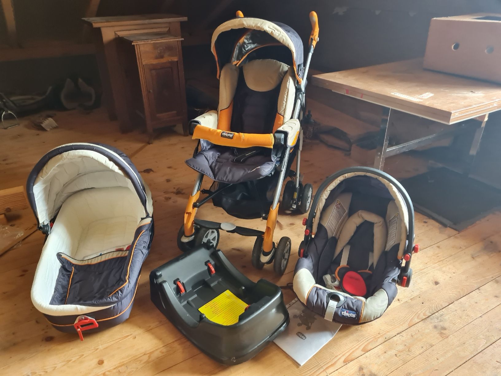 Chicco Poussette: Chicco Kinderwagen – D'occasion à Giffers par Misch80