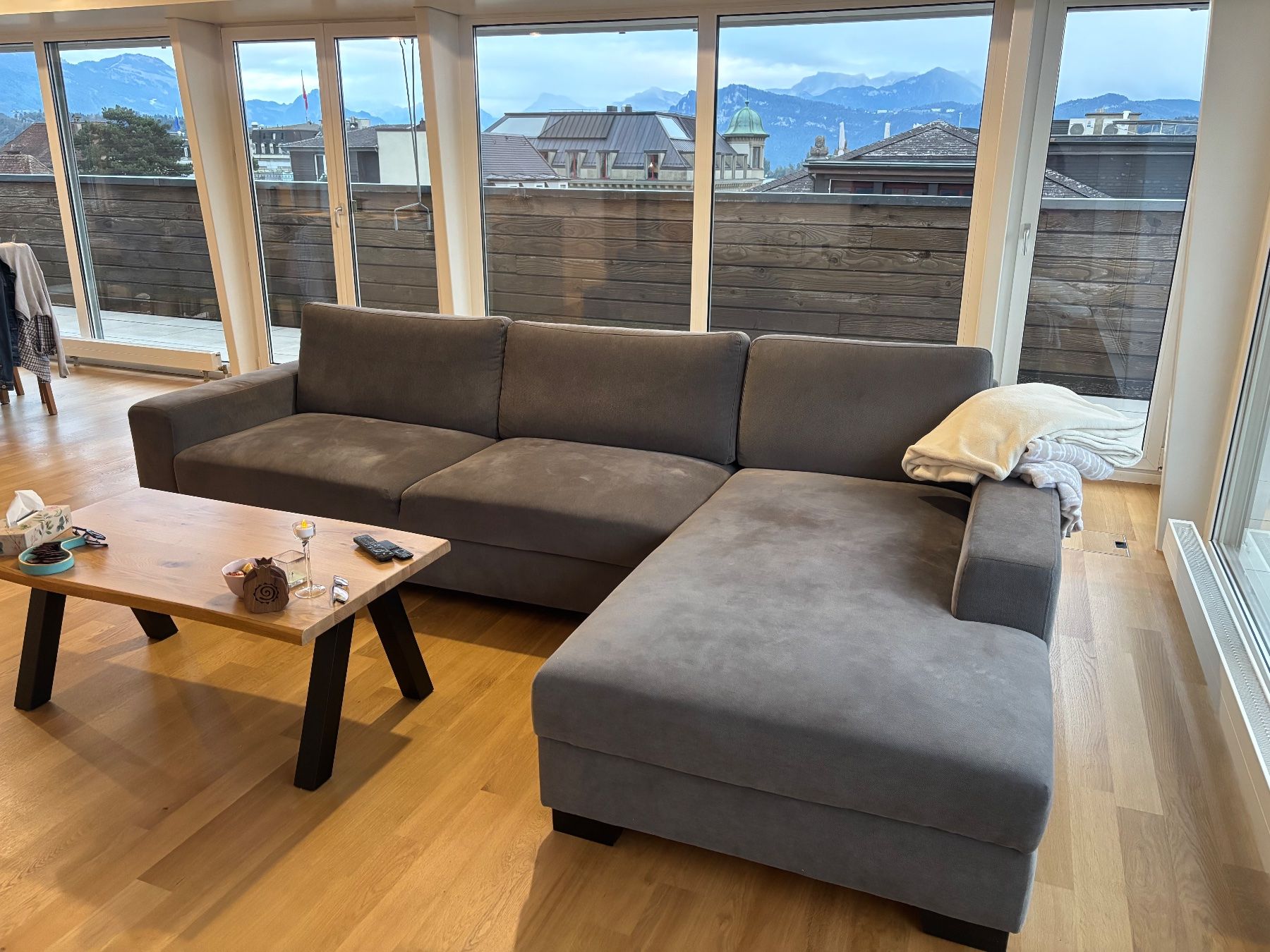 Ikea Sofas: IKEA SÖRVALLEN Ecksofa grau – Gebraucht aus Luzern von vah_8mfz 1