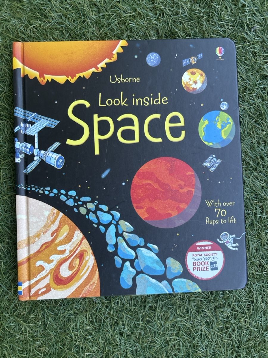 Libri: Kinderbuch Look inside Space Usborne gebrauchter Zustand – Usato da Basel venduto da sid160