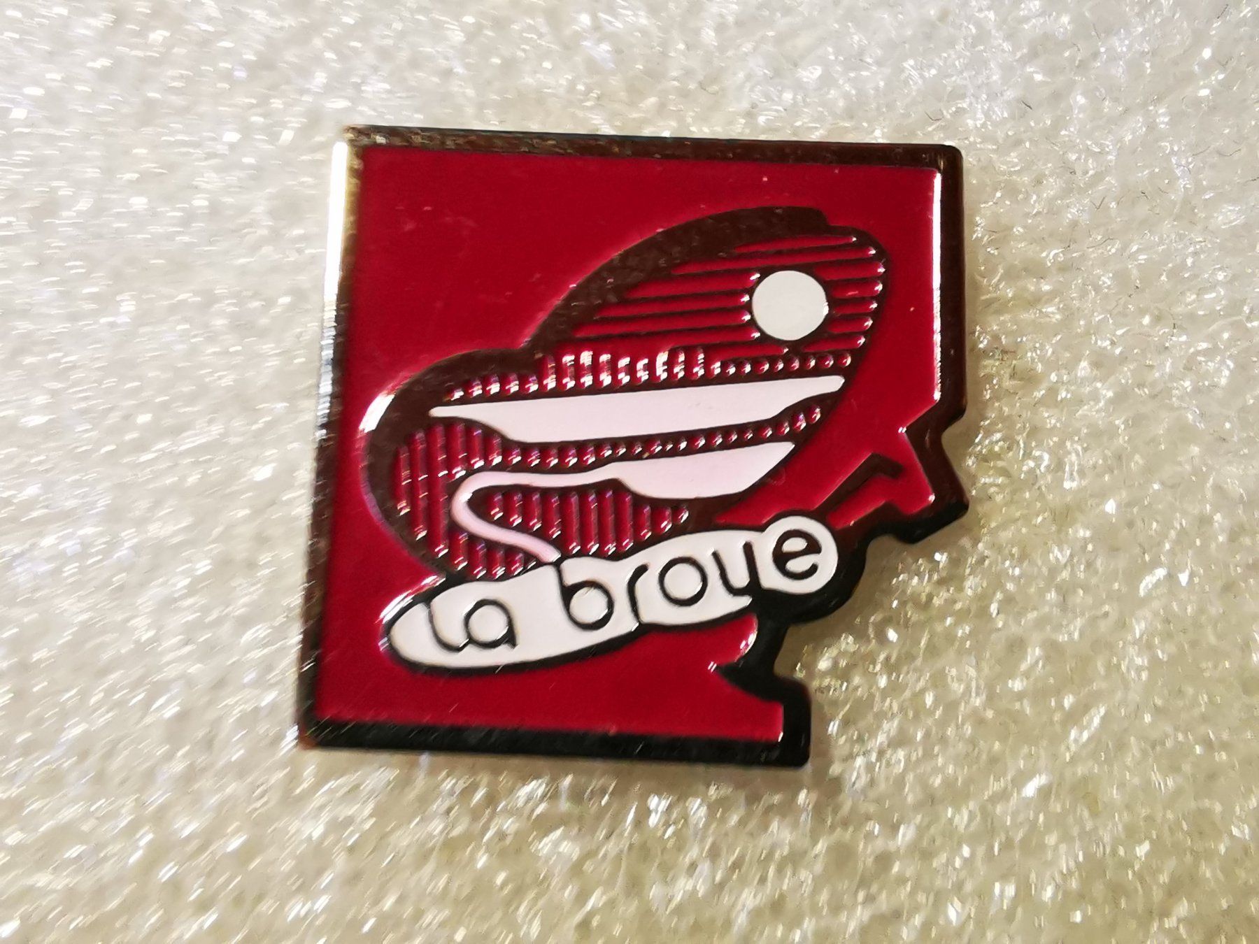 Placchette & Badge: Ansteckpin 140: la broue – Usato da Oppligen venduto da Pin-Fall-Shop