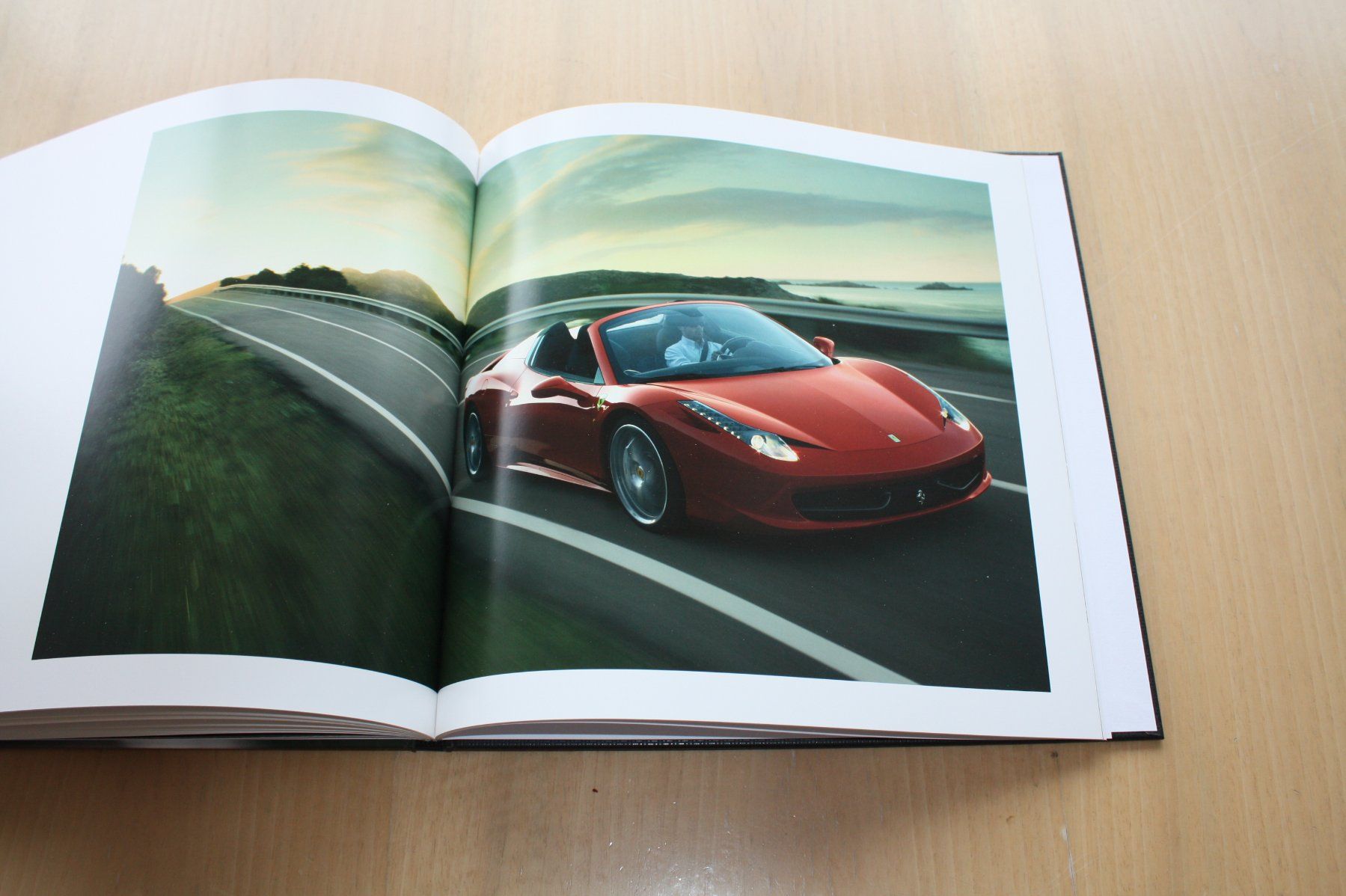 Ferrari Documenti: Ferrari 458 Spider Hardcover Prospekt – Usato da Wikon venduto da erwin400 7