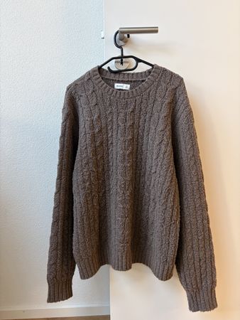 wenig getragener brauner Strickpullover Hollister XS