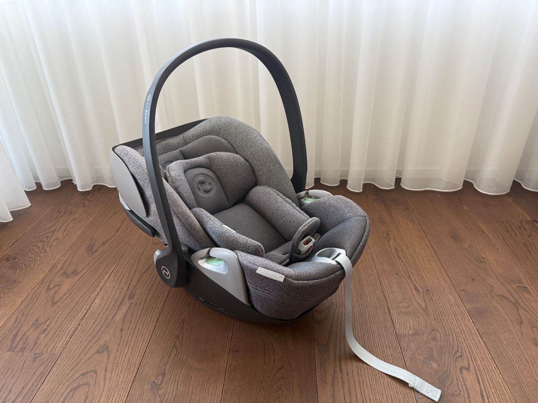 Cybex Sièges auto: CYBEX Cloud T i-Size – D'occasion à Oberengstringen par AntoCat 2