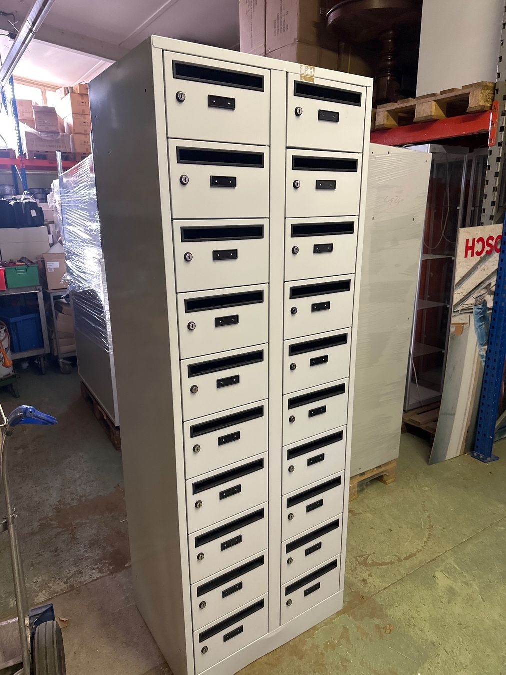 Altro per la casa: Postverteilerschrank, Briefkasten, statt 1937.- – Nuovo (secondo la descrizione) da Necker venduto da liq24 2