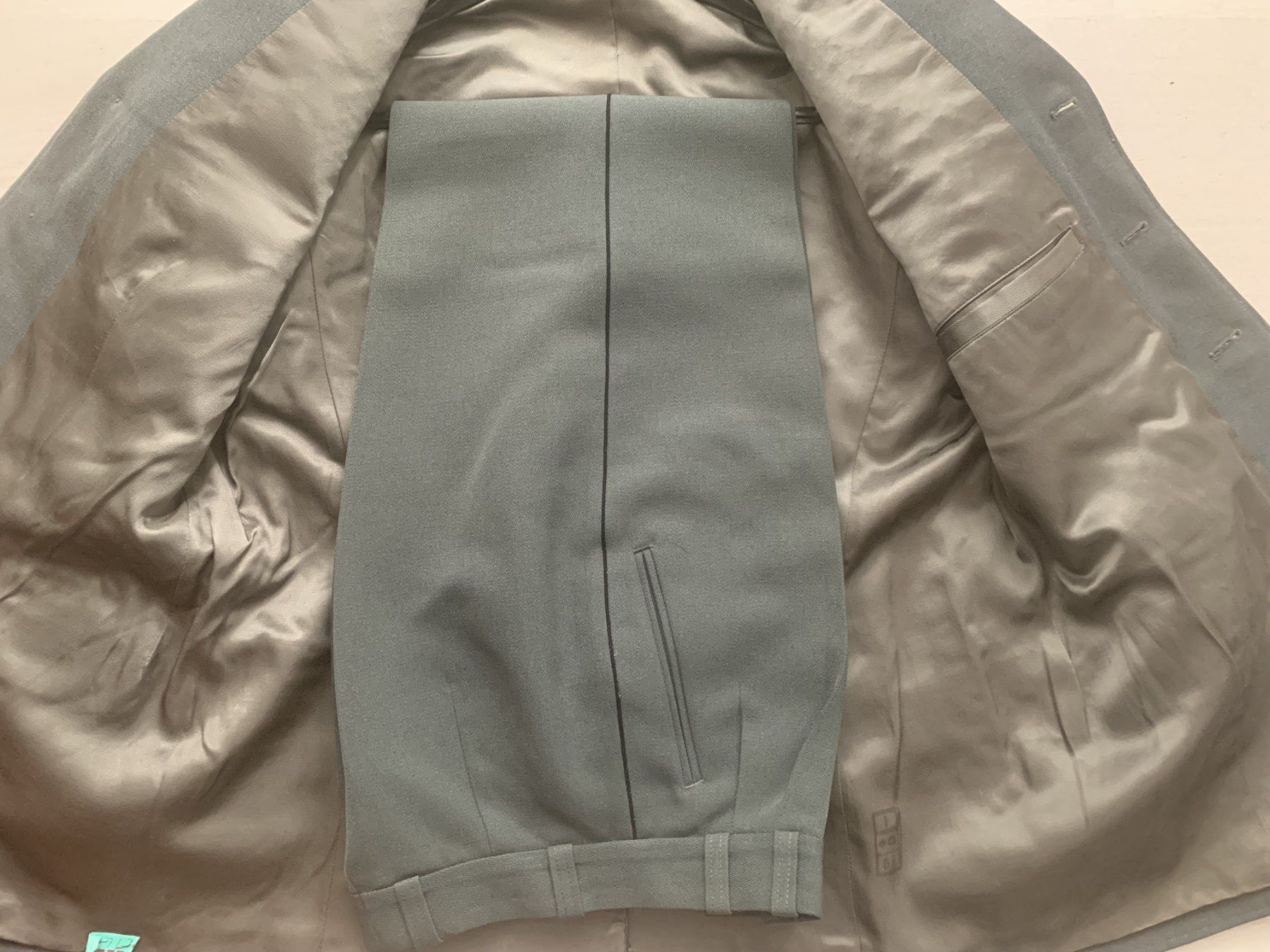 Schweizer Armee Uniformen: Alte Uniform GWK/Zoll – Gebraucht aus Volketswil von zwitsch33 2