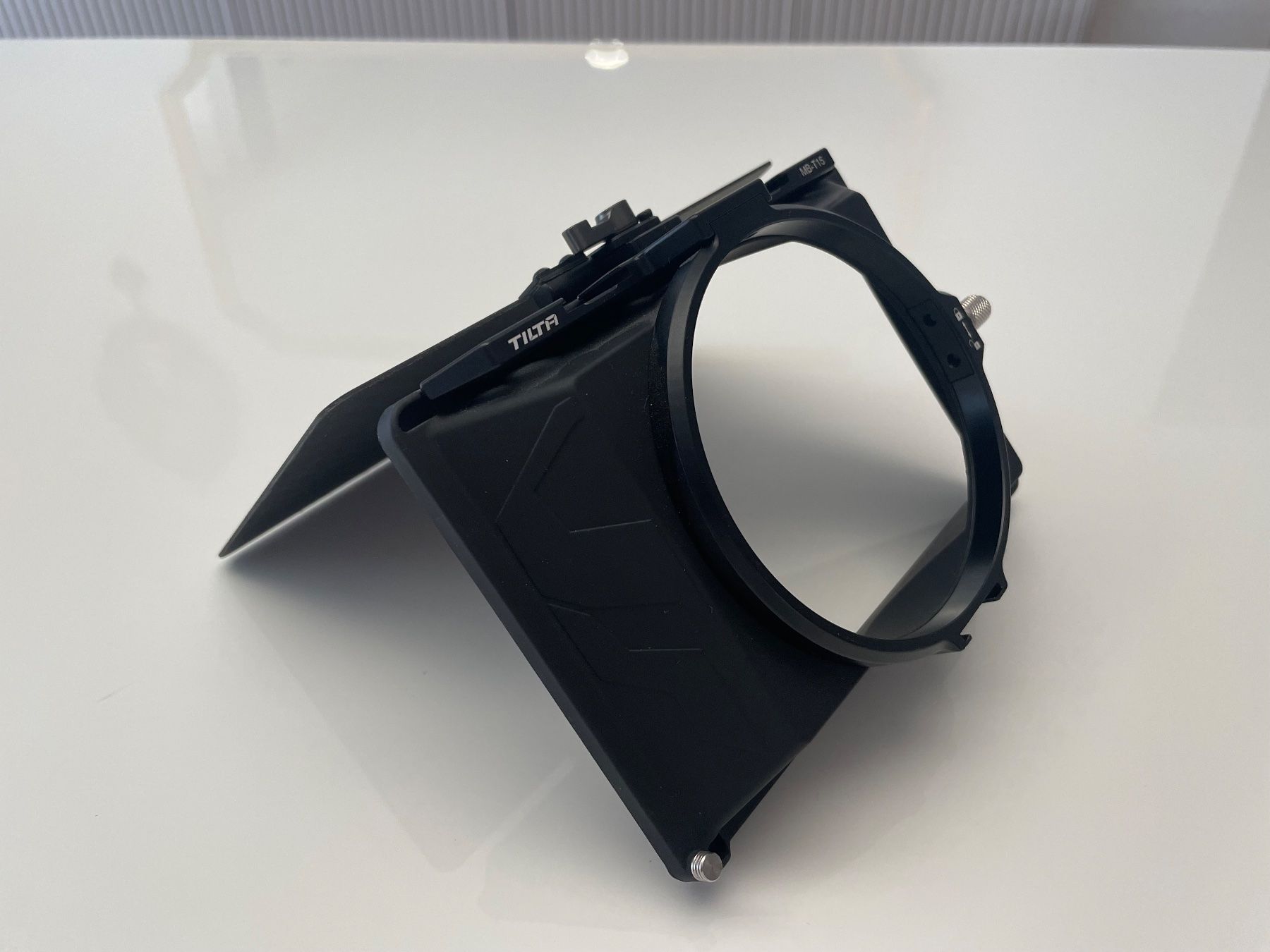Videocamere: Matte Box Follow Focus Top handle base plate Tilta Smallrig – Usato da Bottens venduto da 2Lens 2
