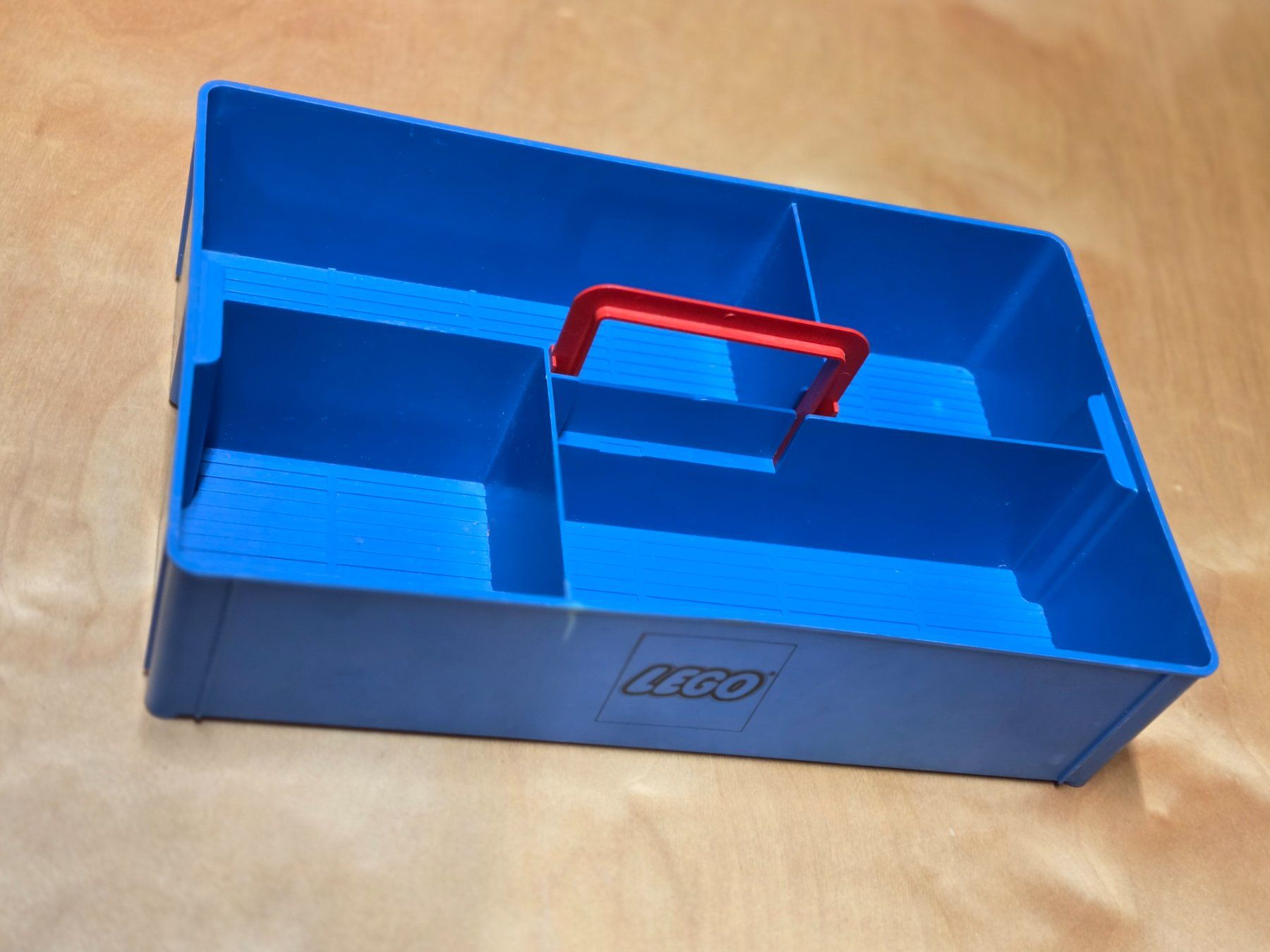 Lego Kit di costruzioni: LEGO Storage bin06pb02 blue Storage Bin (B) – Usato da Basadingen venduto da NekoBricks