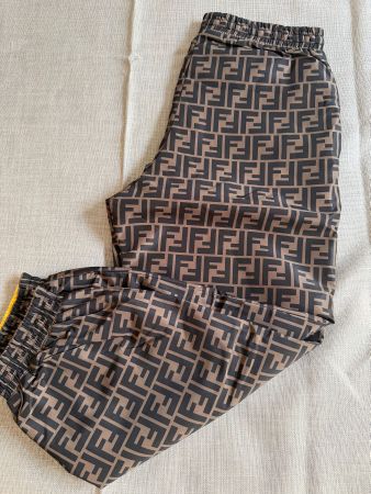 Fendi Hose Gr. M Sommerkollektion 2023 Top Zustand
