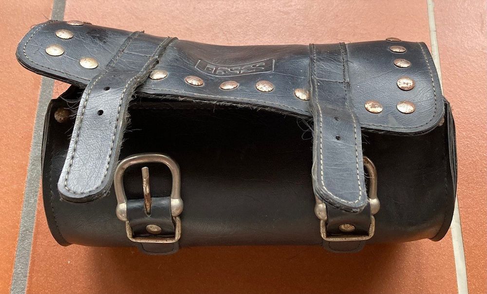 Taschen Cavalière Leder Single Motorrad Custom Harley Schatten
