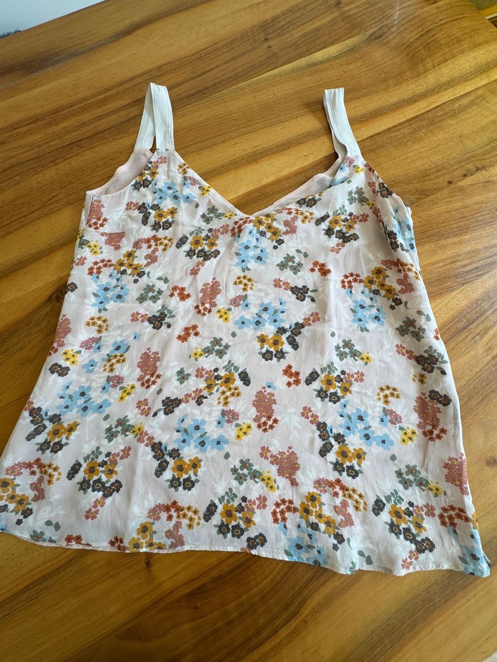 Massimo Dutti Top: Massimo Dutti Blusentop Gr. 38 Blumenprint luftig & leicht – Usato da Meiringen venduto da Stuffandmore