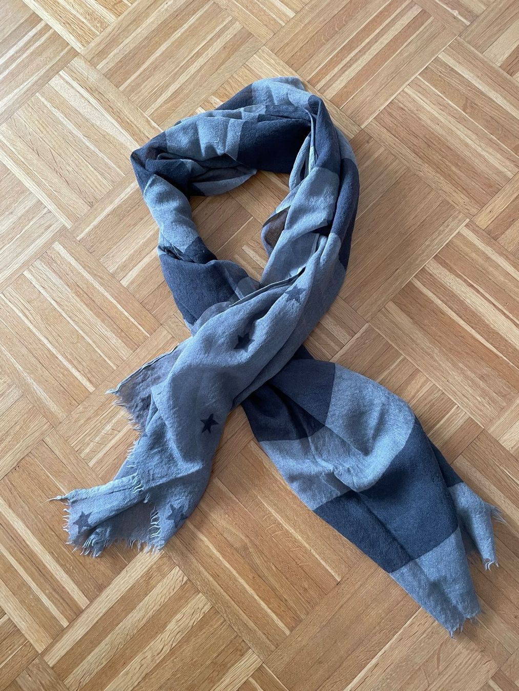 Foulards, Tücher & Schals: Schal, Marke Woolrich, Damen – Gebraucht aus Luzern von Roger3022