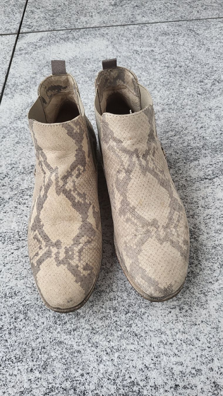 Scarpe da donna: Stiefeletten, Chelsea echt Leder Gr.38 – Usato da Muttenz venduto da Igma 2