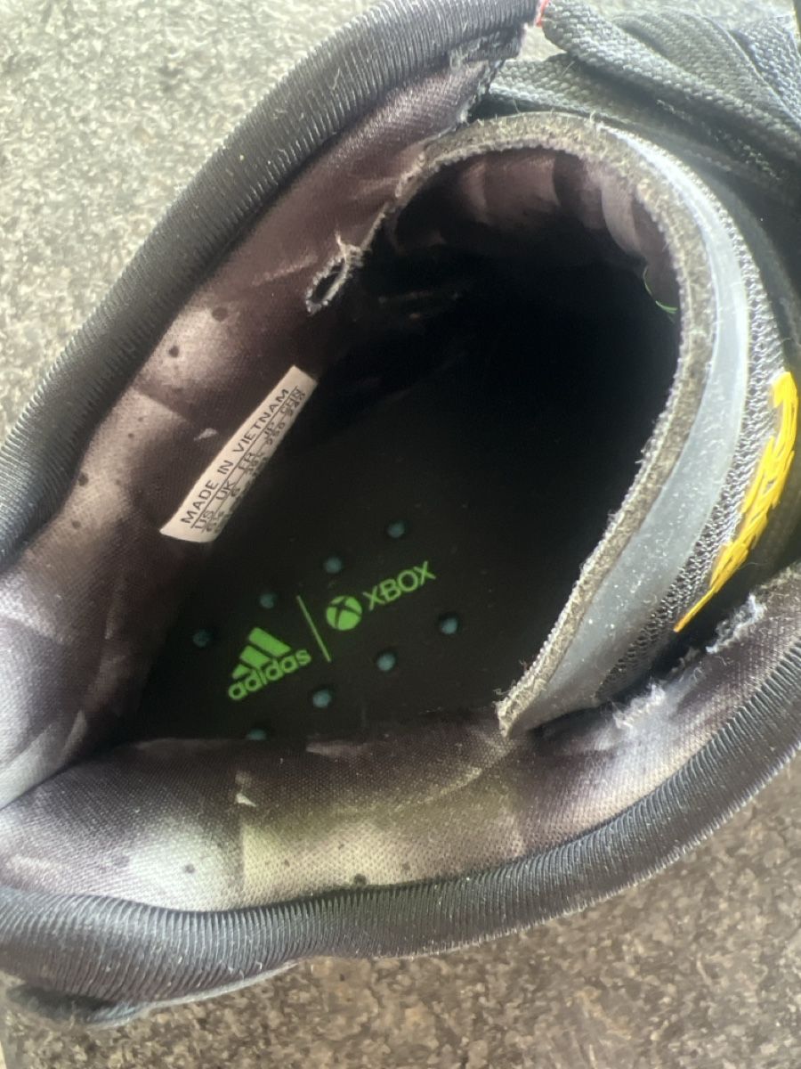 Scarpe da uomo: Adidas RT X-Box Gr. 39 1/3 – Nuovo (secondo la descrizione) da Kallnach venduto da Xy 2