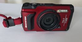 OM System Tough TG-7 rot und Zubehör