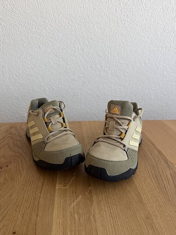 Scarpe per ragazzi: Adidas Trekkingschuhe Wanderschuhe Kinder Gr 34 – Usato da Altendorf venduto da Elite-S 1