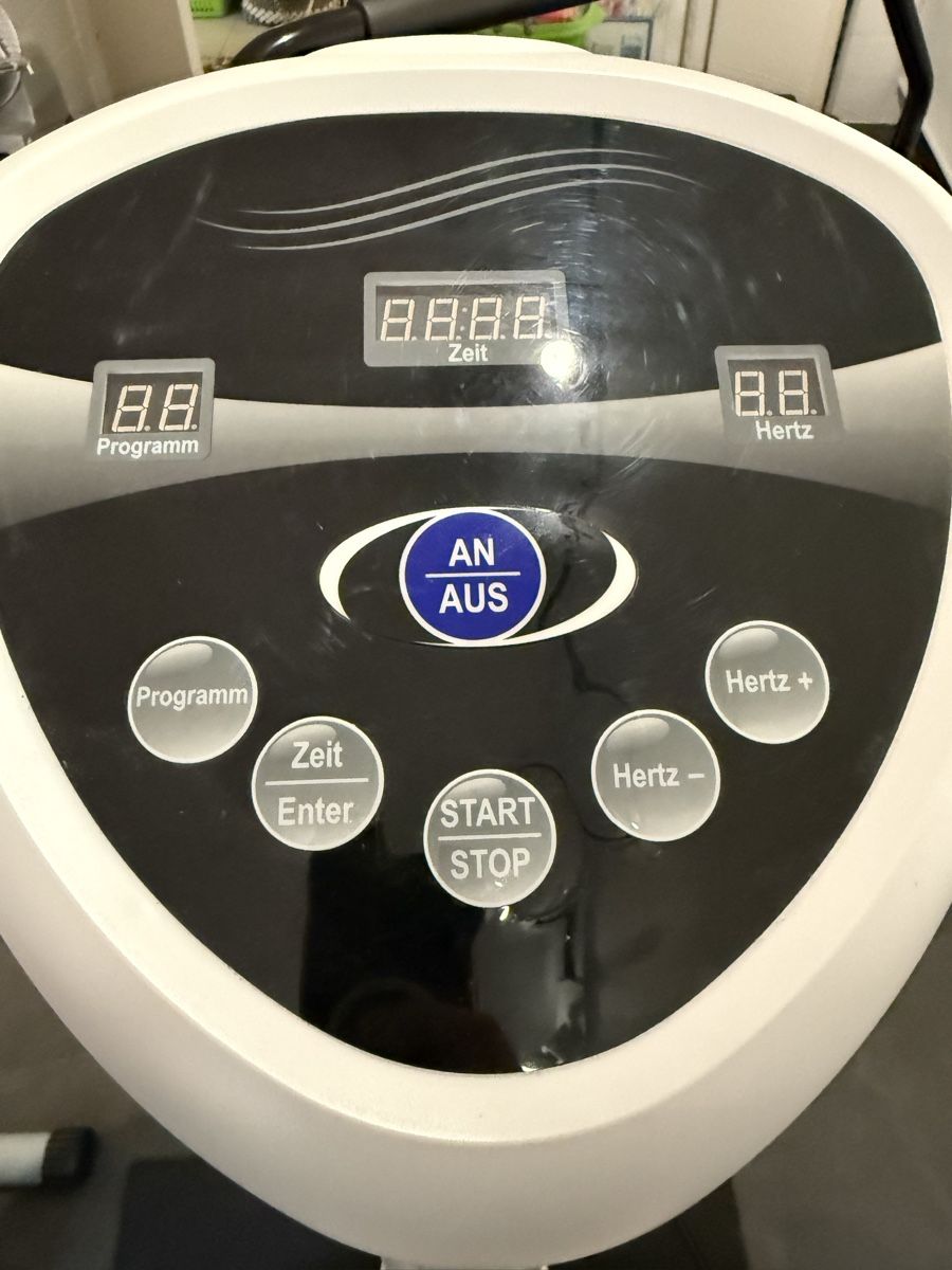 Hometrainer: Powerplate - Vibrationsplatte – Gebraucht aus Egg b. Zürich von spraycan13 1