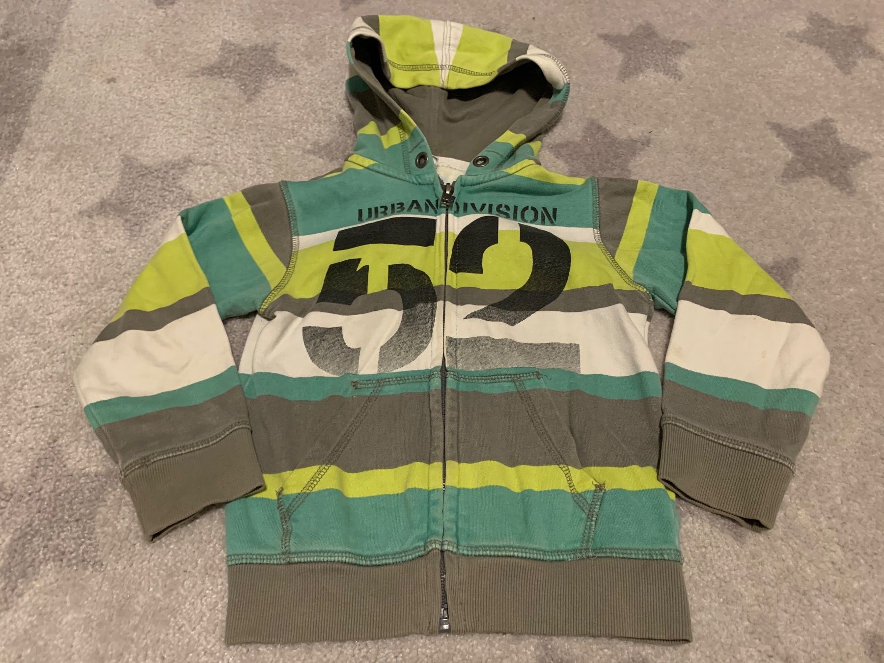 Jacken & Mäntel: Sweat-Jäckli Gr.110 – Gebraucht aus Kreuzlingen von jamie45