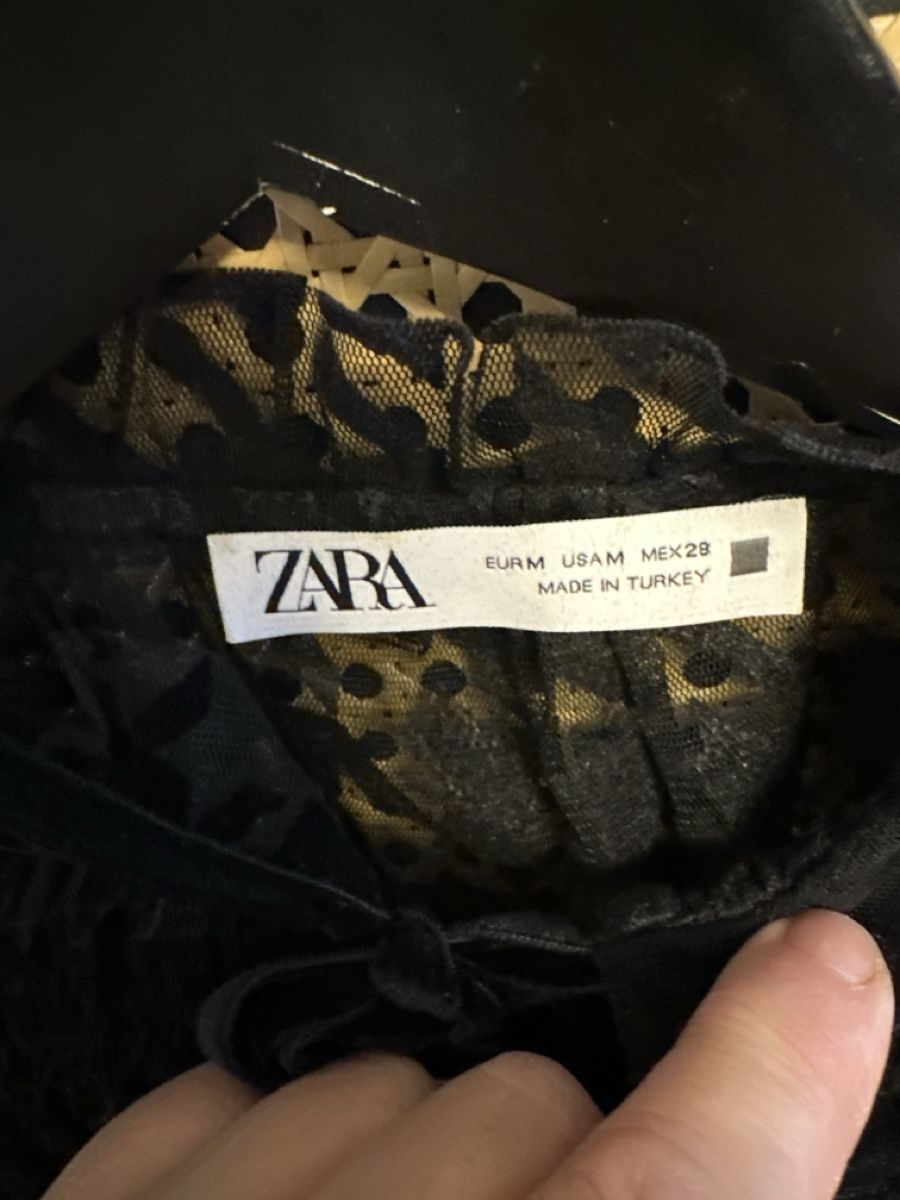 Zara Camicette: Bluse von Zara Gr M – Usato da Volketswil venduto da Sina008 1