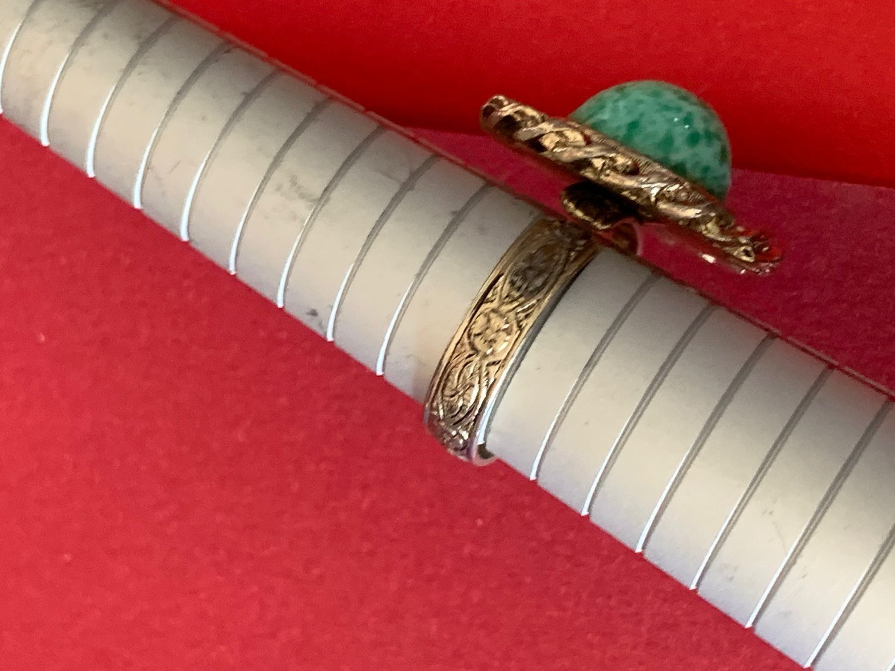 Ringe: Vergoldeter Ring  grüner stein! Rg 61 – Gebraucht aus Dittingen von Bellevista 3